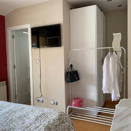 Habitacion Con Bano Privado En Casa Del Anfitrion Carandia ภายนอก รูปภาพ
